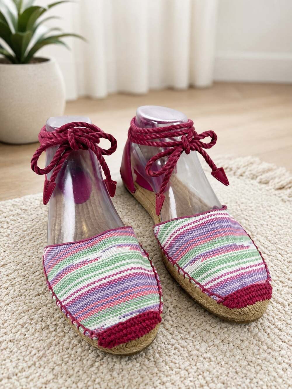 UGG Australia Libbi Serape Lace-Up Espadrille Flats Pink Multicolor Women’s 9